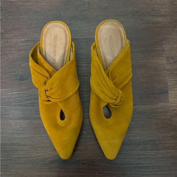 EUC Anthropologie Bernardo Finley Knotted Mules - Picture 5 of 7